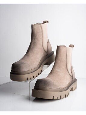 Zara Men’s Taupe Suede Chelsea Ankle Boots Size 43 EU / 10 US Block Heel Zara Leather Chelsea Ankle Boots Mens Grey Schuh  main image 3